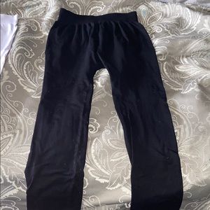 XS black crop leggings